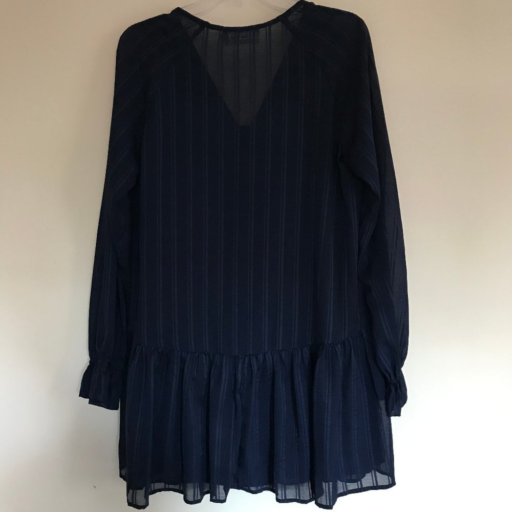 Line + Dot Long Sleeve Tiered Dress M - Picture 9 of 10